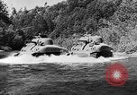 Image Jeeps utilisés dans le monde entier au cours Seconde Guerre Mondiale United States USA, 1943, de la seconde 54 séquences d'archives historiques vidéo 65675042283