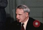Immagine di James R Schlesinger Washington DC USA, 1974, secondo 8 filmato di repertorio 65675042305