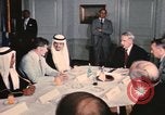 Immagine di James R Schlesinger Washington DC USA, 1974, secondo 11 filmato di repertorio 65675042305