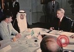 Immagine di James R Schlesinger Washington DC USA, 1974, secondo 37 filmato di repertorio 65675042305