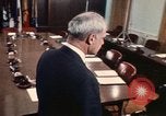 Immagine di James R Schlesinger Washington DC USA, 1974, secondo 6 filmato di repertorio 65675042307