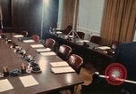 Immagine di James R Schlesinger Washington DC USA, 1974, secondo 8 filmato di repertorio 65675042307
