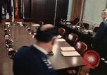 Immagine di James R Schlesinger Washington DC USA, 1974, secondo 11 filmato di repertorio 65675042307