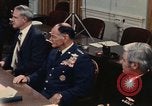 Immagine di James R Schlesinger Washington DC USA, 1974, secondo 31 filmato di repertorio 65675042307