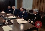 Immagine di James R Schlesinger Washington DC USA, 1974, secondo 43 filmato di repertorio 65675042307