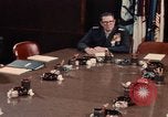 Immagine di James R Schlesinger Washington DC USA, 1974, secondo 51 filmato di repertorio 65675042307