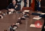 Immagine di James R Schlesinger Washington DC USA, 1974, secondo 52 filmato di repertorio 65675042307