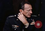 Immagine di Il Segretario della Difesa James Schlesinger Washington DC USA, 1974, secondo 3 filmato di repertorio 65675042308