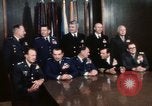 Standbild gemeinsamen Generalstabschefs und Fotografen Washington DC USA, 1974, aus Sekunde 21 historischem Filmmaterial Videoclip 65675042310