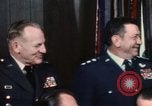 Standbild gemeinsamen Generalstabschefs und Fotografen Washington DC USA, 1974, aus Sekunde 31 historischem Filmmaterial Videoclip 65675042310