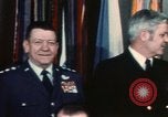 Standbild gemeinsamen Generalstabschefs und Fotografen Washington DC USA, 1974, aus Sekunde 32 historischem Filmmaterial Videoclip 65675042310
