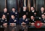 Standbild gemeinsamen Generalstabschefs fotografiert von der Presse Washington DC USA, 1974, aus Sekunde 27 historischem Filmmaterial Videoclip 65675042311