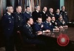 Standbild gemeinsamen Generalstabschefs fotografiert von der Presse Washington DC USA, 1974, aus Sekunde 53 historischem Filmmaterial Videoclip 65675042311
