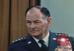 Standbild James Schlesinger R Washington DC USA, 1974, aus Sekunde 54 historischem Filmmaterial Videoclip 65675042313