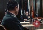 Standbild James Schlesinger R Washington DC USA, 1974, aus Sekunde 61 historischem Filmmaterial Videoclip 65675042313