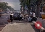 Standbild vietnamesische Frauen Saigon Vietnam, 1964, aus Sekunde 15 historischem Filmmaterial Videoclip 65675042315