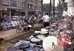 Standbild vietnamesische Frauen Saigon Vietnam, 1964, aus Sekunde 17 historischem Filmmaterial Videoclip 65675042315