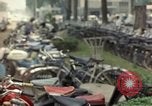 Standbild vietnamesische Frauen Saigon Vietnam, 1964, aus Sekunde 33 historischem Filmmaterial Videoclip 65675042315