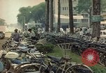Standbild vietnamesische Frauen Saigon Vietnam, 1964, aus Sekunde 42 historischem Filmmaterial Videoclip 65675042315