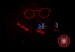 Standbild Neon Sign Saigon Vietnam, 1964, aus Sekunde 9 historischem Filmmaterial Videoclip 65675042316