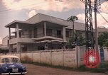 Standbild moderne Häuser Saigon Vietnam, 1964, aus Sekunde 3 historischem Filmmaterial Videoclip 65675042317