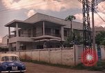 Standbild moderne Häuser Saigon Vietnam, 1964, aus Sekunde 5 historischem Filmmaterial Videoclip 65675042317