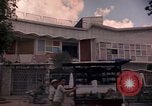 Standbild moderne Häuser Saigon Vietnam, 1964, aus Sekunde 32 historischem Filmmaterial Videoclip 65675042317