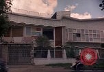 Standbild moderne Häuser Saigon Vietnam, 1964, aus Sekunde 38 historischem Filmmaterial Videoclip 65675042317