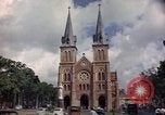 Standbild katholische Kirche Saigon Vietnam, 1964, aus Sekunde 17 historischem Filmmaterial Videoclip 65675042318
