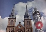 Standbild katholische Kirche Saigon Vietnam, 1964, aus Sekunde 28 historischem Filmmaterial Videoclip 65675042318