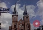 Standbild katholische Kirche Saigon Vietnam, 1964, aus Sekunde 34 historischem Filmmaterial Videoclip 65675042318