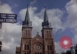 Standbild katholische Kirche Saigon Vietnam, 1964, aus Sekunde 35 historischem Filmmaterial Videoclip 65675042318