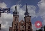 Standbild katholische Kirche Saigon Vietnam, 1964, aus Sekunde 42 historischem Filmmaterial Videoclip 65675042318
