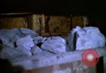 Standbild Tin Mining Bolivien, 1966, aus Sekunde 51 historischem Filmmaterial Videoclip 65675042322