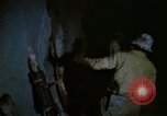 Image machine de forage la bolivie, 1966, de la seconde 9 séquences d'archives historiques vidéo 65675042323