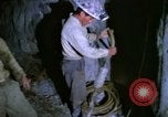 Image machine de forage la bolivie, 1966, de la seconde 16 séquences d'archives historiques vidéo 65675042323