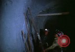 Image machine de forage la bolivie, 1966, de la seconde 55 séquences d'archives historiques vidéo 65675042323