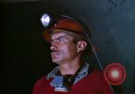 Standbild Bohrmaschine Bolivien, 1966, aus Sekunde 58 historischem Filmmaterial Videoclip 65675042324