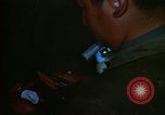 Image déverser du minerai la bolivie, 1966, de la seconde 45 séquences d'archives historiques vidéo 65675042325