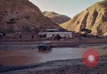Standbild American Officers Bolivien, 1966, aus Sekunde 18 historischem Filmmaterial Videoclip 65675042329
