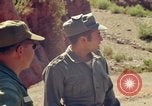 Standbild American Officers Bolivien, 1966, aus Sekunde 43 historischem Filmmaterial Videoclip 65675042329