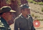 Standbild American Officers Bolivien, 1966, aus Sekunde 52 historischem Filmmaterial Videoclip 65675042329