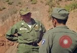 Standbild American Officers Bolivien, 1966, aus Sekunde 54 historischem Filmmaterial Videoclip 65675042329