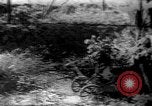 Immagine di Americani prigionieri di guerra Il Vietnam, 1970, secondo 39 filmato di repertorio 65675042351