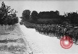 Standbild USA Division 3 Frankreich, 1918, aus Sekunde 10 historischem Filmmaterial Videoclip 65675042374