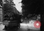 Standbild USA Division 3 Frankreich, 1918, aus Sekunde 28 historischem Filmmaterial Videoclip 65675042374