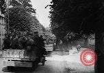 Standbild USA Division 3 Frankreich, 1918, aus Sekunde 33 historischem Filmmaterial Videoclip 65675042374