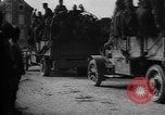 Standbild USA Division 3 Frankreich, 1918, aus Sekunde 36 historischem Filmmaterial Videoclip 65675042374