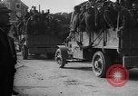 Standbild USA Division 3 Frankreich, 1918, aus Sekunde 39 historischem Filmmaterial Videoclip 65675042374