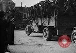 Standbild USA Division 3 Frankreich, 1918, aus Sekunde 43 historischem Filmmaterial Videoclip 65675042374